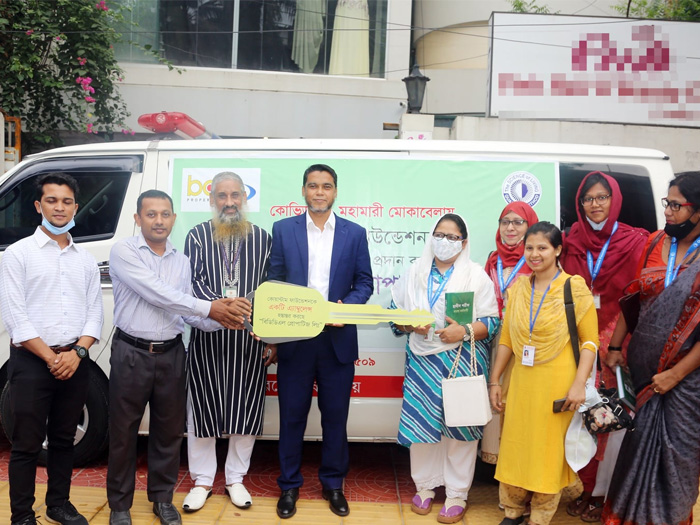 bddl Donates Ambulance to Quantum.